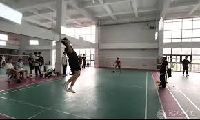 芝加哥小熊队球迷对“巴特曼事件”表示原谅，试图以此终结多年霉运