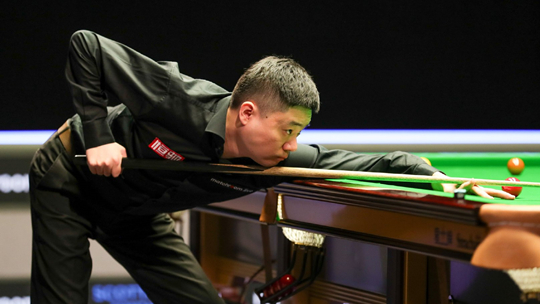 域迈出了重 域迈出了重