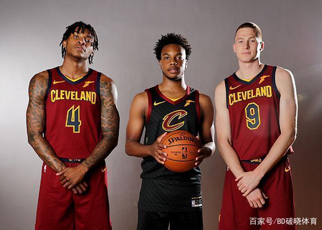 退役仍坚定 退役仍坚定